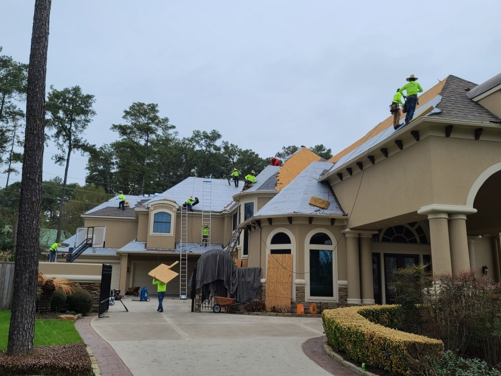 Slide of Pulse Roofing and Restoration