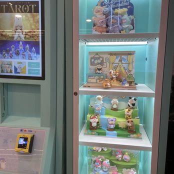 Golden Mall - vending machine for blindbox - Food Court Near Me - New York, New York