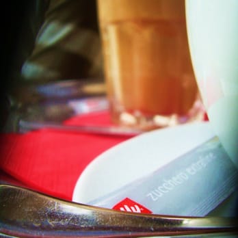 Natural caffè Louise - illy...what else? (and a mochachino in the back!) - Coffee & Tea Near Me - Ixelles, BRU Natural caffè Louise - illy...what else? (and a mochachino in the back!) - Coffee & Tea Near Me - Ixelles, BRU