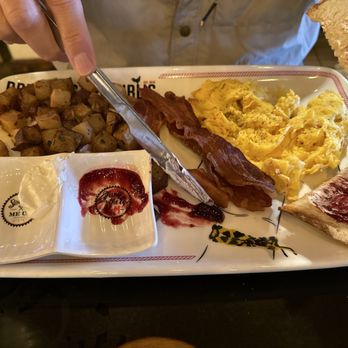 Breakfast Republic - Breakfast & Brunch Near Me - Costa Mesa, California
