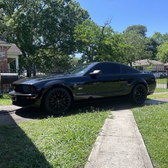 High RollerZ Car Audio - 2006 mustang gf 5 percent - Auto Glass Services Near Me - Houston, Texas