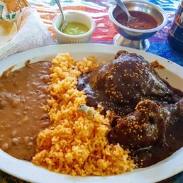 Mole Poblano De Pollo Platter