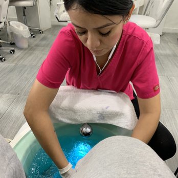 Neo Nails Brickell - Julissa! - Nail Salons Near Me - Miami, Florida Neo Nails Brickell - Julissa! - Nail Salons Near Me - Miami, Florida