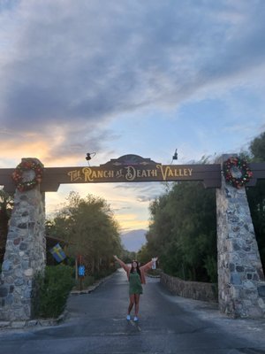 Last Kind Words Saloon by null