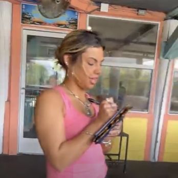 Upper Deck - Server she's not attentive and she mess up My drinks - Sports Bars Near Me - Weeki Wachee, Florida Upper Deck - Server she's not attentive and she mess up My drinks - Sports Bars Near Me - Weeki Wachee, Florida