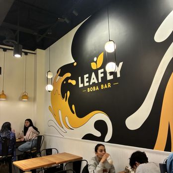 Leafly Boba Bar - Seating area - Coffee & Tea Near Me - Birmingham, Alabama
