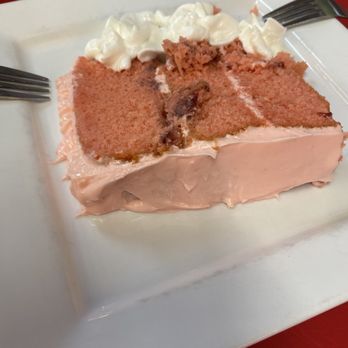 Forestwood Garden Tea Room - Strawberry Cake - Tea Rooms Near Me - Dallas, Texas Forestwood Garden Tea Room - Strawberry Cake - Tea Rooms Near Me - Dallas, Texas