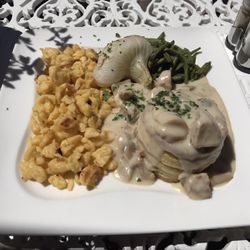 Hôtel Restaurant Au Lion - Bouchée a la Reine... Hervorragend!!