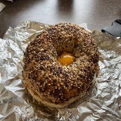 BIGGBY COFFEE - Breakfast sandwich