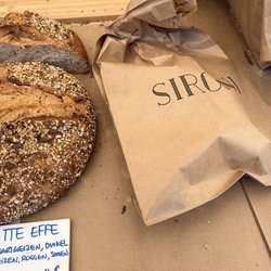 Zehlendorfer Wochenmarkt - Das gute Sironi Brot aus der Markthalle 9 in X Berg. Zehlendorfer Wochenmarkt