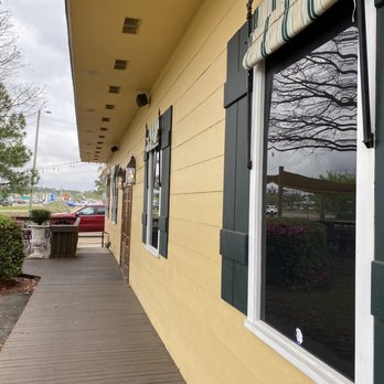 Fazzio's Restaurant - Well,  not sure what to say about this picture - Italian Near Me - Mandeville, Louisiana
