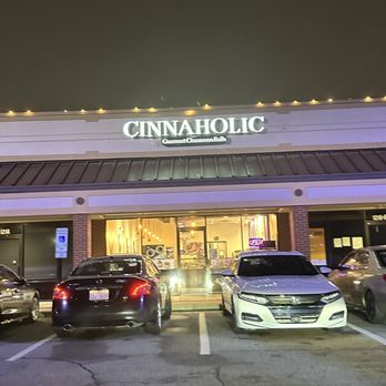 Cinnaholic - Bakeries Near Me - Greensboro, North Carolina