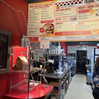 WALLY’S DRIVE-IN - Updated February 2026 - 142 Photos & 299 Reviews ...