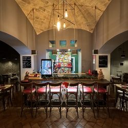 Il Belli al Trionfale - Entrance/ Bar table