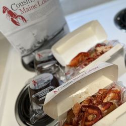 Maine Lobster roll w extra meat