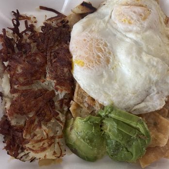 Chelly's Cafe - Chilaquiles verdes - Cafes Near Me - Palmdale, California
