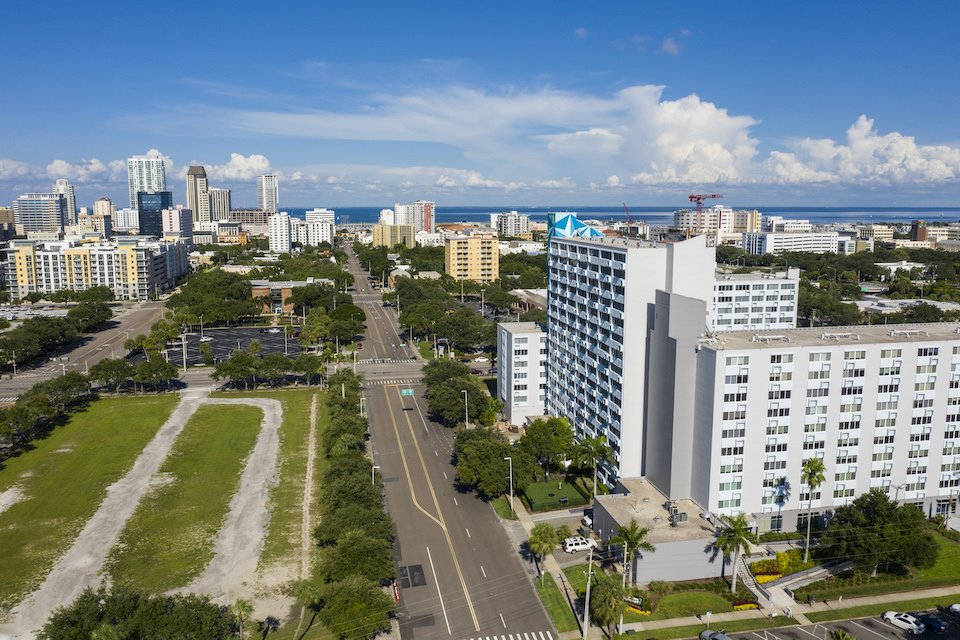 THE WAYLAND Updated September 2024 99 Photos & 22 Reviews 305 Dr