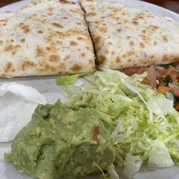 1/2 order quesadilla 1/2 order quesadilla
