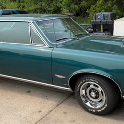 Tony's Transmissions - Car straight out of a dream..