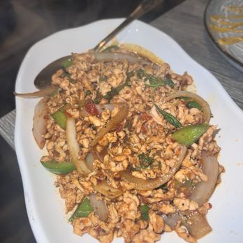 Pearl Thai Eatery - Ground chicken with Basil - Thai Near Me - Pasadena, California