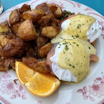 Plain Jane - Smoked salmon benedict - Breakfast & Brunch Near Me - San Francisco, California Plain Jane - Smoked salmon benedict - Breakfast & Brunch Near Me - San Francisco, California