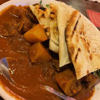 Red Lion Houston - Beef Vindaloo - Pubs Near Me - Houston, Texas Red Lion Houston - Beef Vindaloo - Pubs Near Me - Houston, Texas