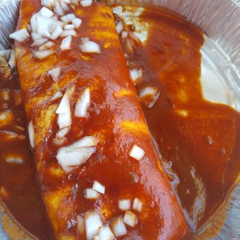 Monroe's Restaurant - Ground beef burrito with red chile and onions - New Mexican Cuisine Near Me - Albuquerque, New Mexico Monroe's Restaurant - Ground beef burrito with red chile and onions - New Mexican Cuisine Near Me - Albuquerque, New Mexico