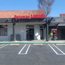 Exterior photo of Gateway Liquor - Mission Viejo, California Exterior photo of Gateway Liquor - Mission Viejo, California