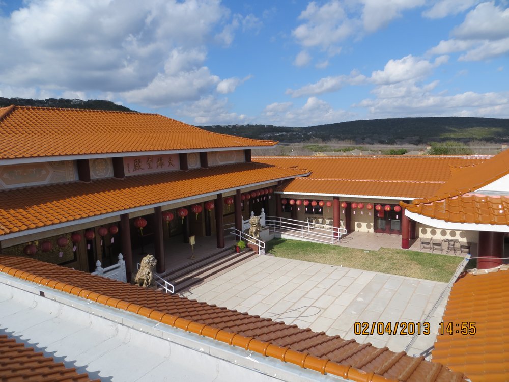 Slide of Meis Roofing & Construction