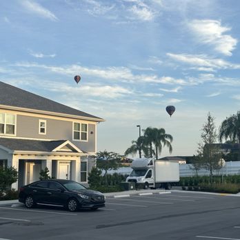 Dunson Grove Apartments - Dunson Grove Apartments parking lot. - Apartments Near Me - Davenport, Florida