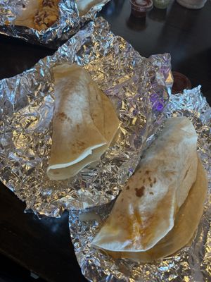 Ambro’s Tacos Y Más by null