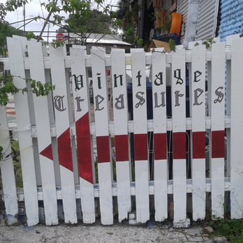 Stained Market Place - Awesome hand painted sign! - Thrift Stores Near Me - Tampa, Florida