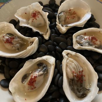 Yellowbelly - Raw Oysters - New American Near Me - St. Louis, Missouri Yellowbelly - Raw Oysters - New American Near Me - St. Louis, Missouri