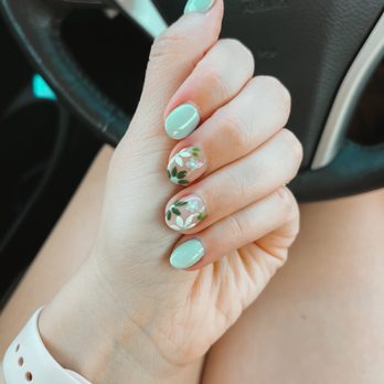 M Vince Nail Spa - Nail Salons Near Me - Austin, Texas