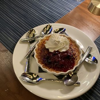 Deep Cut - Creme brule! A must. So delicious - Steakhouses Near Me - Mettler, California