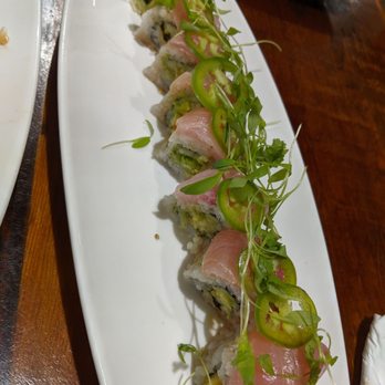 Mikko Sushi - Carlsbad Roll - Sushi Bars Near Me - Vista, California