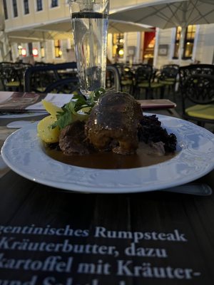 Sophienkeller im Taschenbergpalais by null