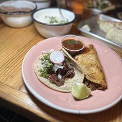 Taqueria Al Lado - Suadero Taco & Quesabirria Taco