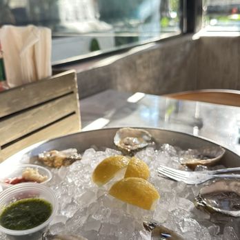 The Dive Oyster Bar - HH oysters - Southern Near Me - Irvine, California The Dive Oyster Bar - HH oysters - Southern Near Me - Irvine, California