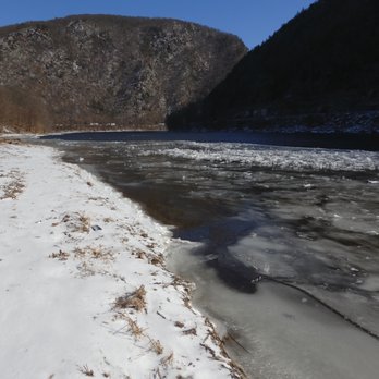 Delaware Water Gap Nra - Delaware River - Rafting/Kayaking Near Me - Columbia, New Jersey