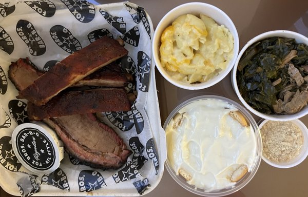 Fox Bros. Bar-B-Que Que-osk by null