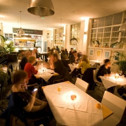 The Lido Cafe - photo via http://www.thelidocafe.co.uk/