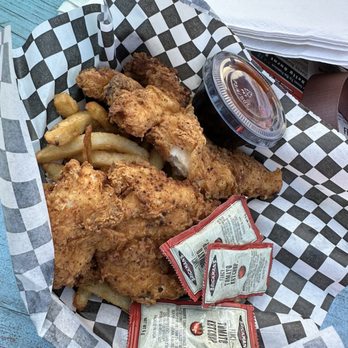 Sawyer Park Icehouse - Kids Chicken Tenders - Music Venues Near Me - Spring, Texas Sawyer Park Icehouse - Kids Chicken Tenders - Music Venues Near Me - Spring, Texas