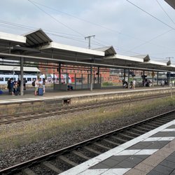 Koblenz Hauptbahnhof - Koblenz Hauptbahnhof- Blick auf den Bahnsteig 4