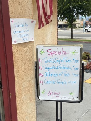 Ray's Tepeyac by null