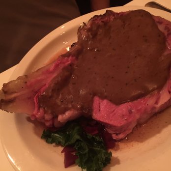 Walter's Steakhouse - King prime rib - Steakhouses Near Me - Wilmington, Delaware Walter's Steakhouse - King prime rib - Steakhouses Near Me - Wilmington, Delaware