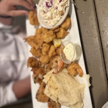 Hot Fish Club - Seafood Near Me - Murrells Inlet, South Carolina