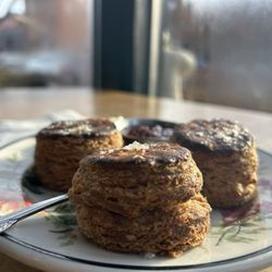 The Upper Bend - Biscuits and jam