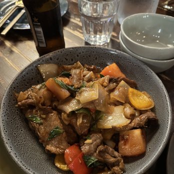 Kin Long Beach - Drunken Noodle - Thai Near Me - Long Beach, California