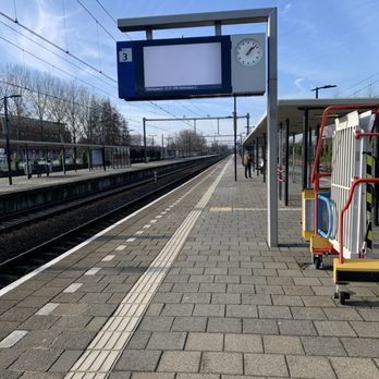 Station Goverwelle - Train Stations Near Me - Gouda, ZH